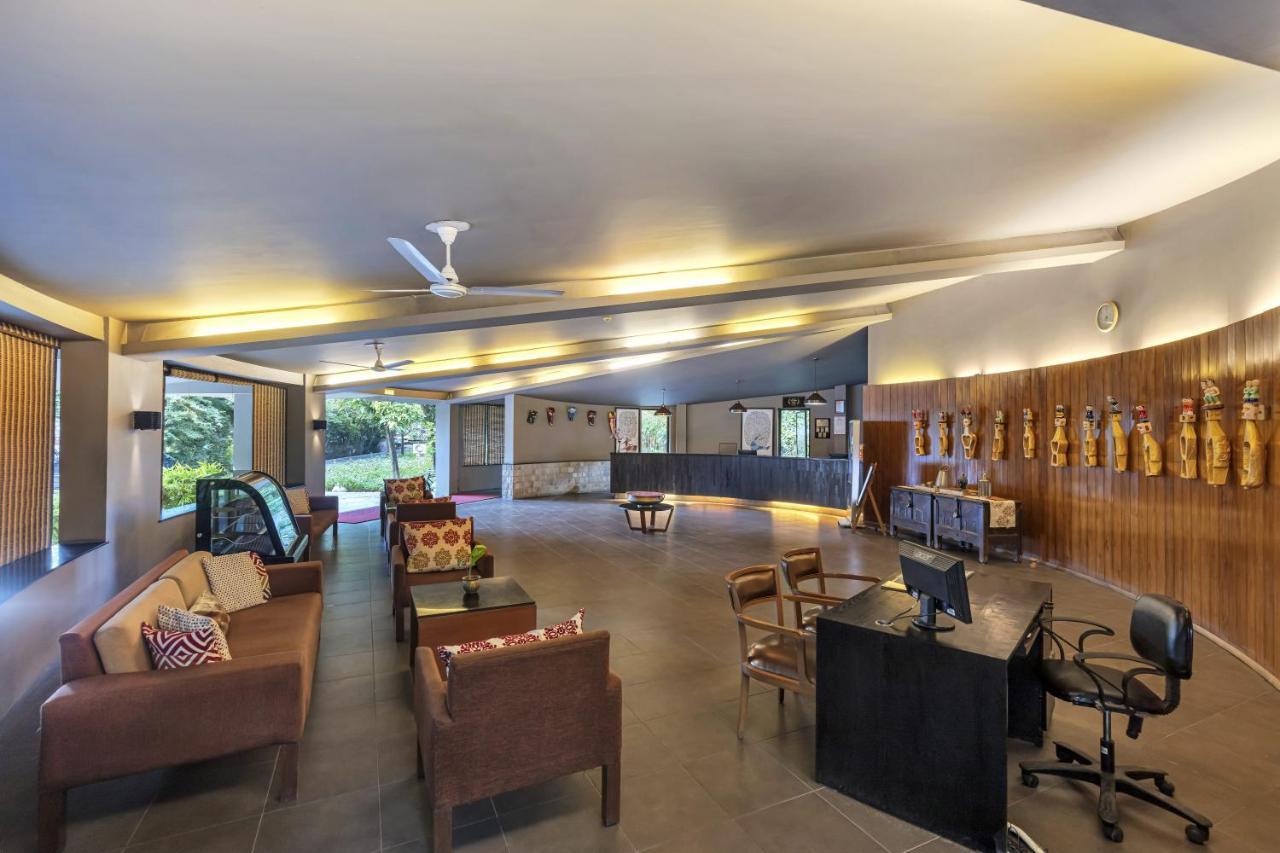 Club Mahindra Corbett Hotel Dhikuli Екстериор снимка